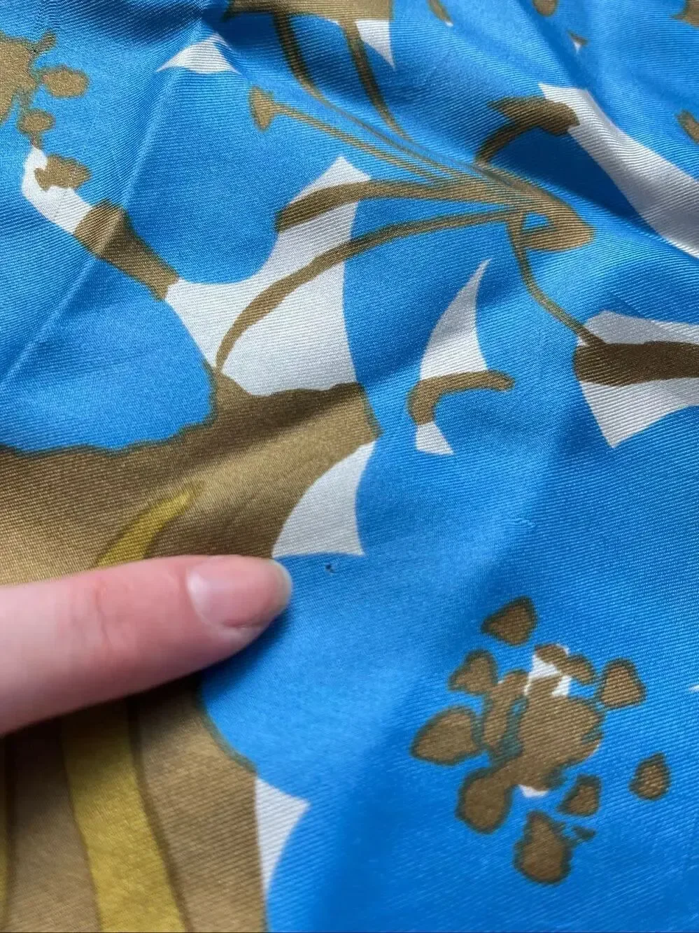 VTG Jaleh & Joseph 30” Silk Floral Abstract Art Scarf Hand Rolled Stitched Edges